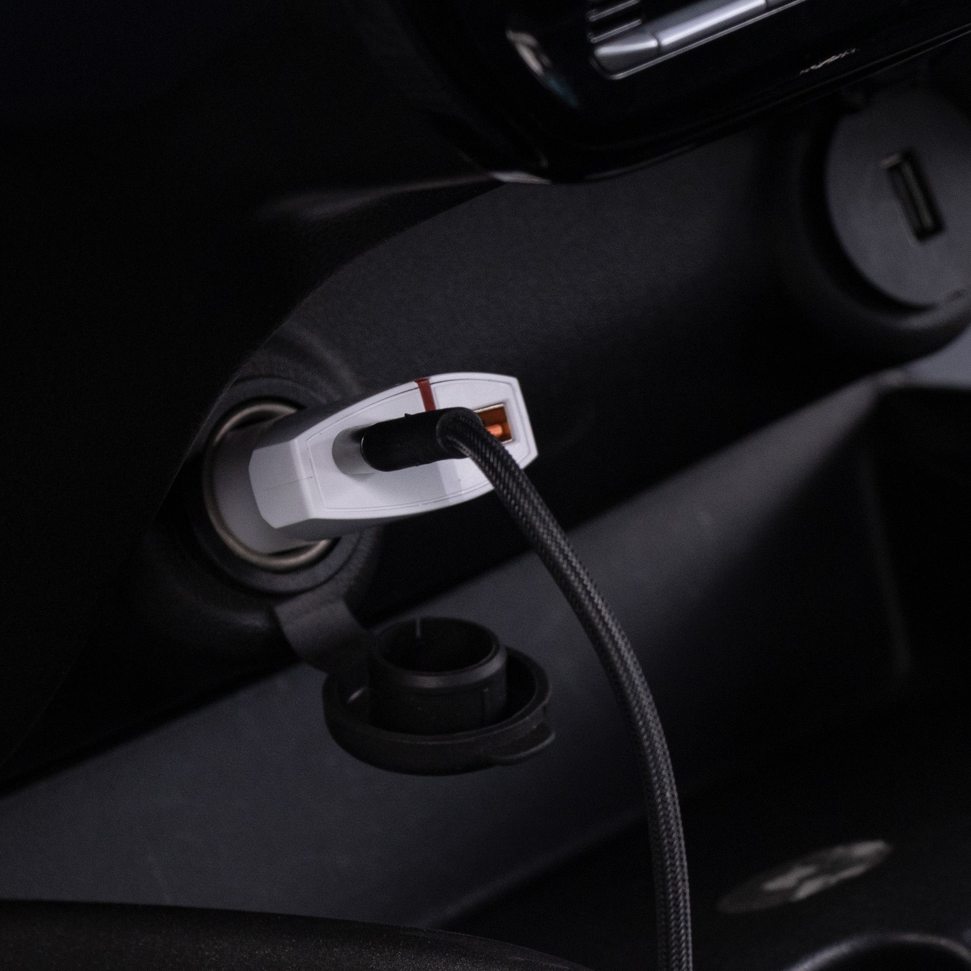 BOLD CAR CHARGER (PD/QC 3.0) WITH FREE LIGHTNING TO TYPE C (L2C) CABLE (WHITE)